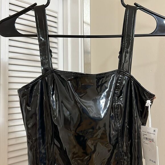Good American Faux leather vinyl bodysuit - Picture 4 of 8